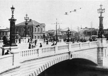 #07日本橋（石造り）東京府名勝図会1912年5月.jpg